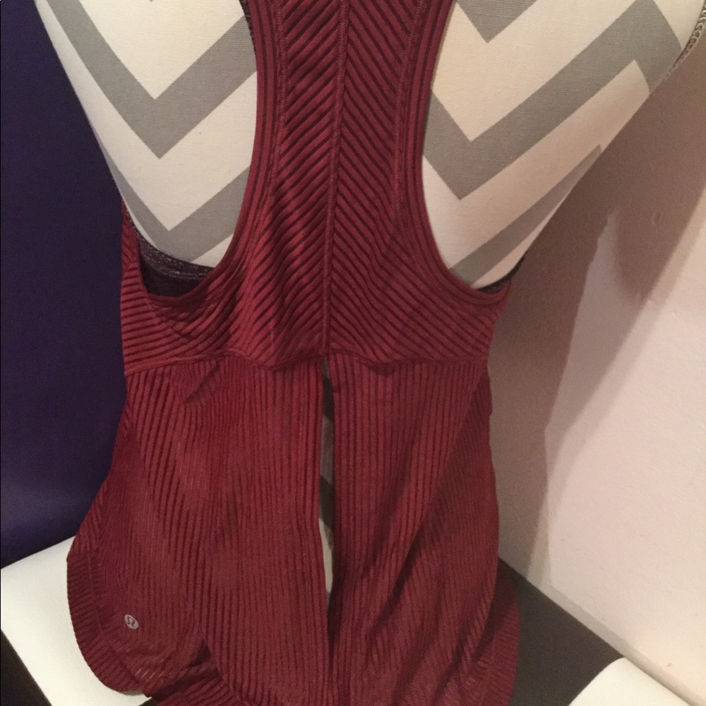 Lululemon tank